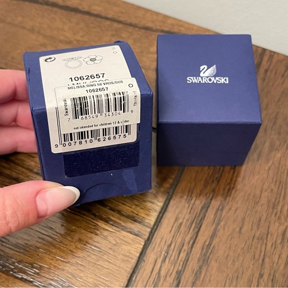 Swarovski Floral Motif Ring in Pink Crystal - Picture 15 of 16